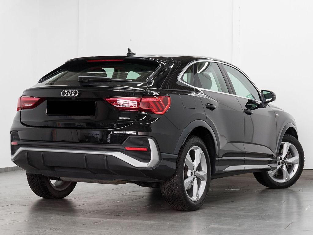 Audi Q3 Sportback 45 TFSI Quattro S-Tronic S-Line | předváděcí auto skladem | objednání online | skladem |